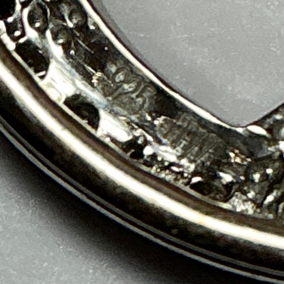 Sterling Silver Genuine Diamonds 💎 Pendant. 1 inch diameter - Picture 7 of 8